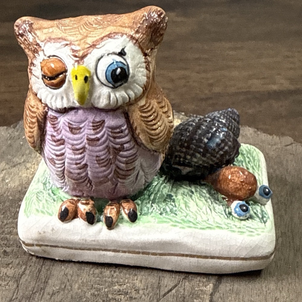 VTGโ Basil Matthews Handmade Figurine England Owl Snail Original Foil Sticker
